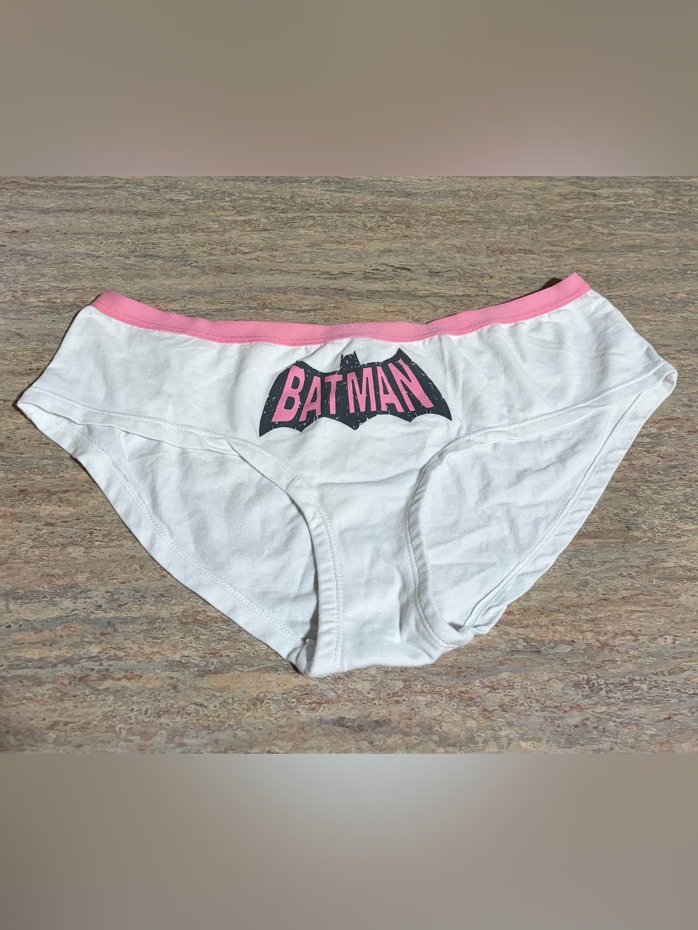 NWOT Dc Comics Batman Girls' White & Pink Bikini Briefs